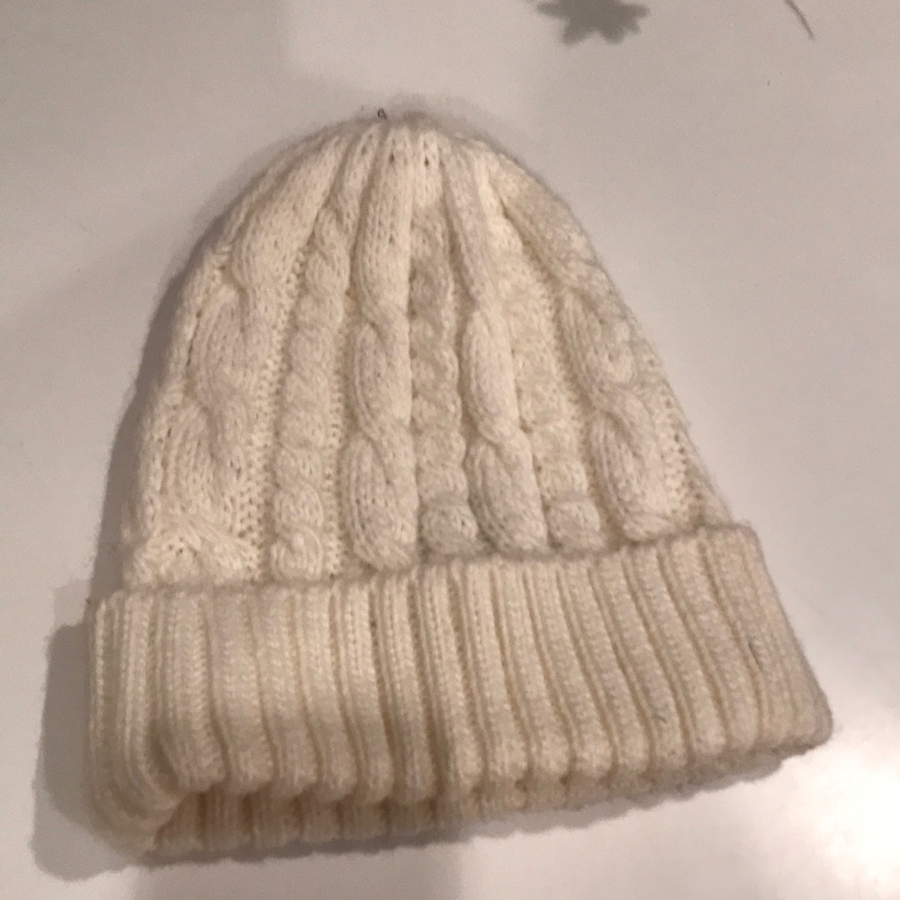 Winter white sorell hat